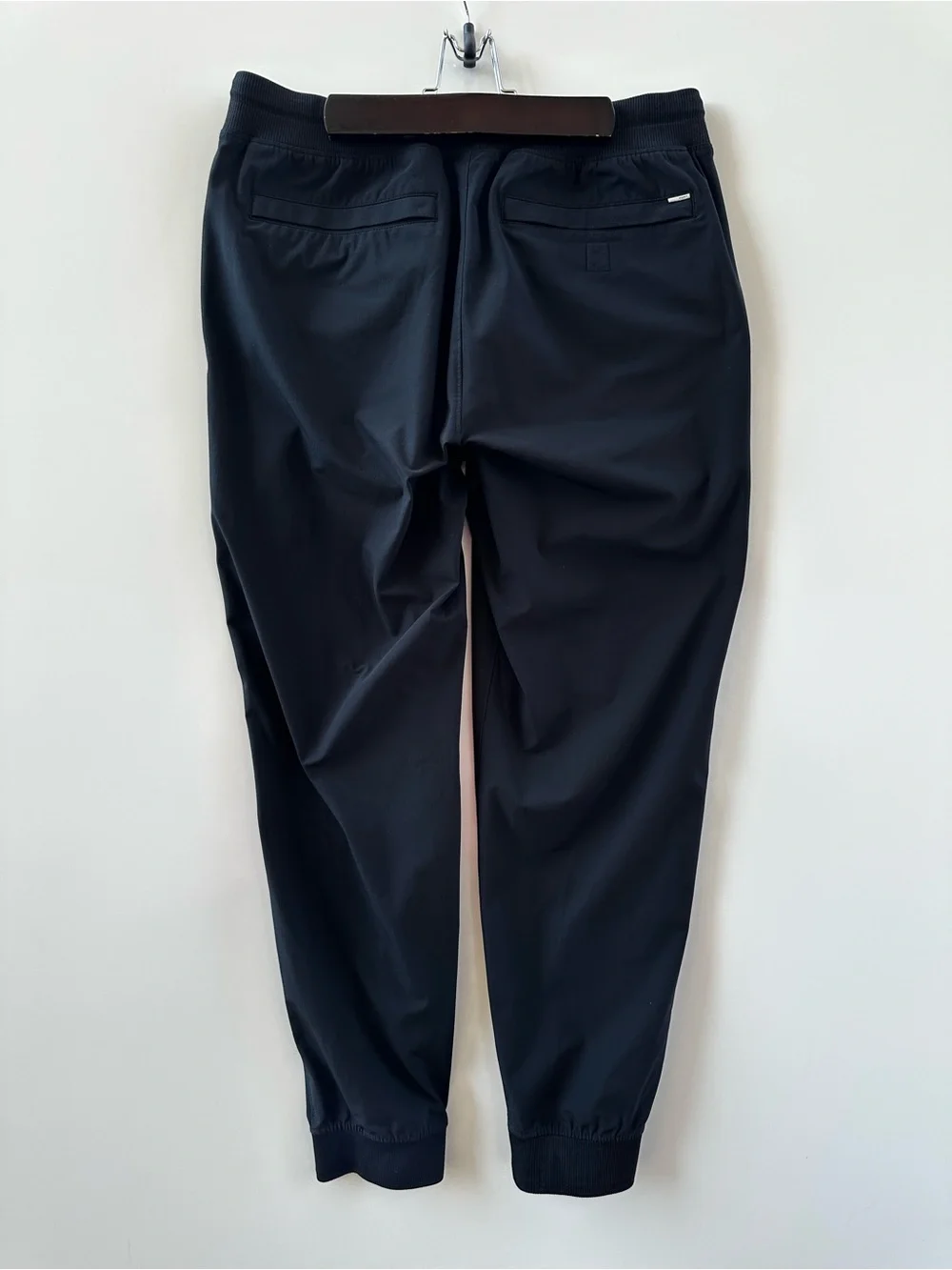Vuori Meta Jogger Men’s XL Black Performance Track Pants V436